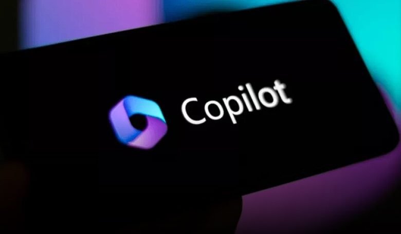 مايكروسوفت تُتاح مساعد الذكاء الاصطناعي "Copilot"- OIMEDIA News - بوابة الذكاء الاصطناعي