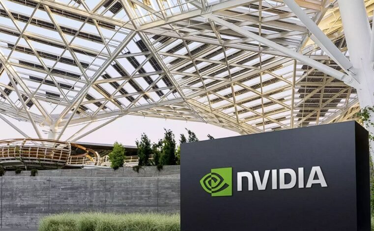 Nvidia تؤكد التزامها بالاستمرار في تزويد الصين بالرقائق- OIMEDIA News - بوابة الذكاء الاصطناعي